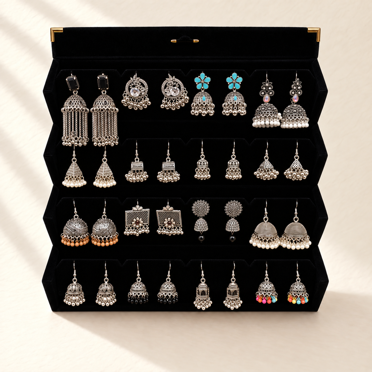 Noor-e-Silver 16-Pair Jhumka Box