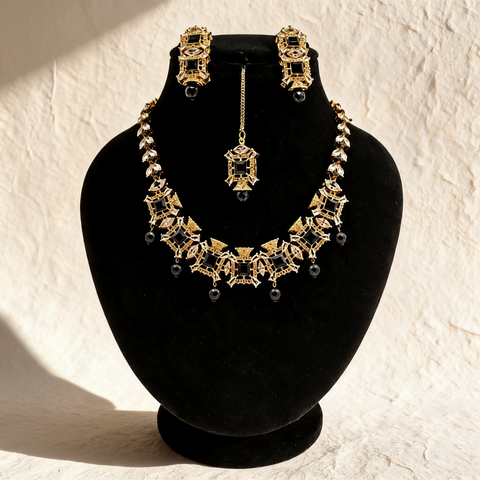 Signature Black Jewellery Set